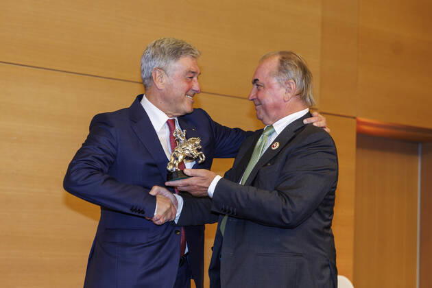 MÜNSTER - Turnier der Sieger 2022, MÜNSTER - Turnier der Sieger 2022 HOFMANN Peter ( Veranstalter Mannheim Maimarkt), SNOEK Hendrik (Veranstalter) Verleihung Friedensreiterpreis Münster, Mövenpick Hotel 26. August 2022 -