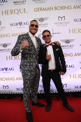 Boxen: Herqul 2022 - German Boxing Award, Berlin, 04.09.2022 Eric Sindermann ( Dr. Sindsen) und Holger Gräbedünkel (KönigImmo) Berlin Germany