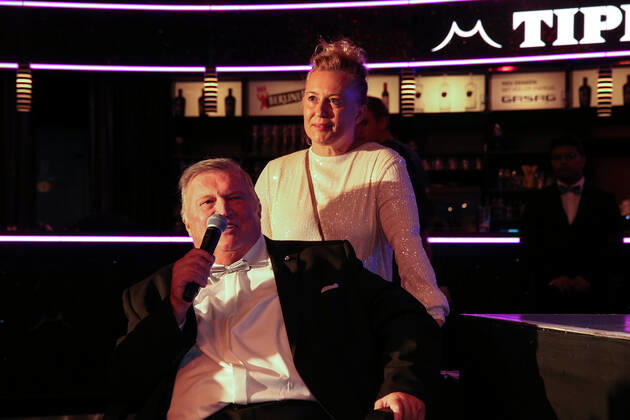 Boxen: Herqul 2022 - German Boxing Award, Berlin, 04.09.2022 Ebby Thust und Frau Sonja Berlin Germany