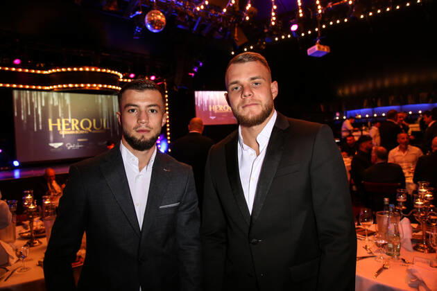 Boxen: Herqul 2022 - German Boxing Award, Berlin, 04.09.2022 Hamsat Shadalov (l.) und Paul Wall Berlin Germany
