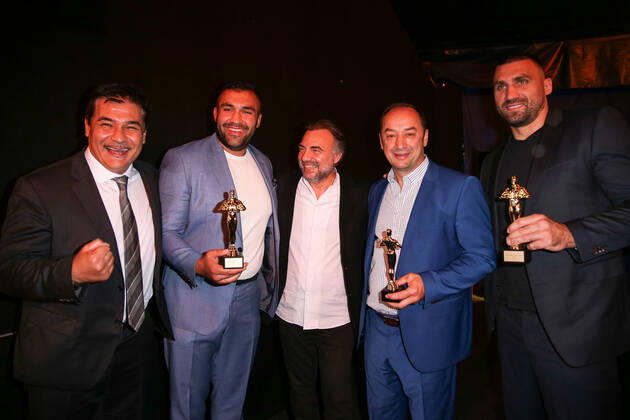 Boxen: Herqul 2022 - German Boxing Award, Berlin, 04.09.2022 v.l.: Erol Ceyland, Ali Eren Demirecen, Oktay Kaynarca, Bülent Baser, und Victor Faust Berlin Germany