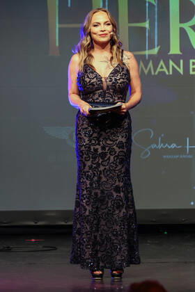 Boxen: Herqul 2022 - German Boxing Award, Berlin, 04.09.2022 Moderatorin Regina Halmich Berlin Germany