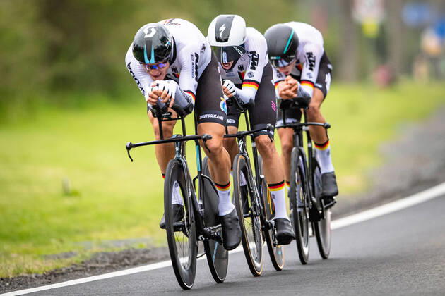 Bilder des Jahres 2022, Sport 09 September Sport Themen der Woche KW38 Sport Bilder des Tages ARNDT Nikias, STEIMLE Jannik, HEIDEMANN Miguel: UCI Road cycling, Rad, Radsport, Strasse World Championships 2022 ARNDT Nikias - STEIMLE Jannik - HEIDEMANN Miguel ( GER ) Germany Querformat - quer - horizontal - Landscape - Event Veranstaltung: UCI Road Cycling World Championships 2022 - Category Kategorie: Cycling - Road Cycling World Championships - Elite Men & Women - Location Ort: Australia - Start: Wollongong - Finish: Wollongong - Discipline: Mixed Relay ( MR ) - Distance: 28,2 km - Date Datum: 21.09.2022 Wednesday Day 4 -