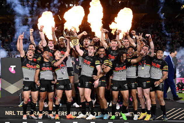 Bilder des Jahres, Sport 10 Oktober Sport Themen der Woche KW39 Sport Bilder des Tages NRL GRAND FINAL, Panthers players celebrate winning the NRL Premiership Grand Final match between the Penrith Panthers and the Parramatta Eels at Accor Stadium in Sydney, Sunday, October 2, 2022. ( NO ARCHIVING, EDITORIAL USE ONLY, NO USE IN BOOKS WITHOUT CONSENT SYDNEY NEW SOUTH WALES AUSTRALIA  Copyright: xDANxHIMBRECHTSx 20221002001710409013