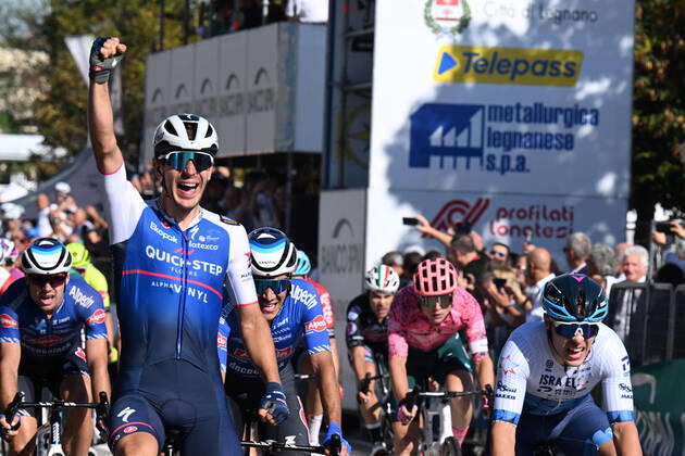 Bilder des Jahres, Sport 10 Oktober Sport Themen der Woche KW40 Sport Bilder des Tages 03-10-2022 Coppa Bernocchi; 2022, Quick Step - Alpha Vinyl; Ballerini, Davide; Legnano; 