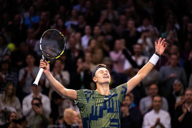 Bilder des Jahres, Sport 10 Oktober Sport Themen der Woche KW42 Sport Bilder des Tages 221023 Holger Rune of Denmark celebrates after the final of the men s singels during day 9 of the Stockholm Open tennis tournament on October 23, 2022 in Stockholm. Photo: Jesper Zerman BILDBYRAN COP 234 JZ0258 tennis stockholm open day 9 finals bbeng jubel Copyright: JESPERxZERMAN BB221023JZ035
