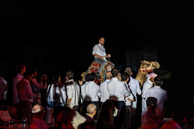 CO-HOST ANTHONY DAVIDSON ARRIVING AT THE 2022 FIA WORLD ENDURANCE CHAMPIONSHIP (FIA WEC) AWARDS CEREMONY, SOFITEL BAHRAIN ZALLAQ, ZALLAQ, BAHRAIN, NOVEMBER 13 2022 AUTOMOBILE : FIA WEC 2022 - CEREMONIE DE REMISE DES PRIX - 13 11 2022 MPSAgency Panoramic 