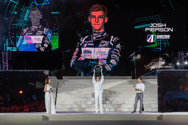 JOSH PIERSON - 23 UNITED AUTOSPORTS USA (USA) ORECA 07 GIBSON (LMP2) CELEBRATED AS ROOKIE OF THE YEAR DURING THE 2022 FIA WORLD ENDURANCE CHAMPIONSHIP (FIA WEC) AWARDS CEREMONY, SOFITEL BAHRAIN ZALLAQ, ZALLAQ, BAHRAIN, NOVEMBER 13 2022 AUTOMOBILE : FIA WEC 2022 - CEREMONIE DE REMISE DES PRIX - 13 11 2022 MPSAgency Panoramic 