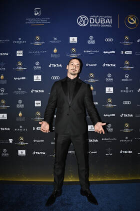 Foto Fabio Ferrari LaPresse - 17 Novembre 2022 - Dubai, Emirati Arabi Uniti - - Calcio -17ma edizione di Dubai International Sports Conference - Globe Soccer Awards 2022. Nella foto: Zlatan Ibrahimovic November 17, 2022 Dubai, United Arab Emirates - sport - Soccer - 17th edition of the Dubai International Sports Conference - Globe Soccer Awards 2022. In the pic: Zlatan Ibrahimovic  Copyright: xFabioxFerrari LaPressex