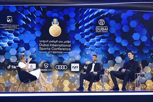 Foto Fabio Ferrari LaPresse - 17 Novembre 2022 - Dubai, Emirati Arabi Uniti - - Calcio -17ma edizione di Dubai International Sports Conference - Globe Soccer Awards 2022. Nella foto: Sergio Ramos e Zlatan Ibrahimovic in conferenza November 17, 2022 Dubai, United Arab Emirates - sport - Soccer - 17th edition of the Dubai International Sports Conference - Globe Soccer Awards 2022. In the pic: conference of Sergio Ramos and Zlatan Ibrahimovic  Copyright: xFabioxFerrari LaPressex
