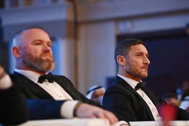 Foto Fabio Ferrari LaPresse - 17 Novembre 2022 - Dubai, Emirati Arabi Uniti - - Calcio -17ma edizione di Dubai International Sports Conference - Globe Soccer Awards 2022. Nella foto: Wayne Rooney - Player Career Award November 17, 2022 Dubai, United Arab Emirates - sport - Soccer - 17th edition of the Dubai International Sports Conference - Globe Soccer Awards 2022. In the pic: Wayne Rooney - Player Career Award  Copyright: xFabioxFerrari LaPressex