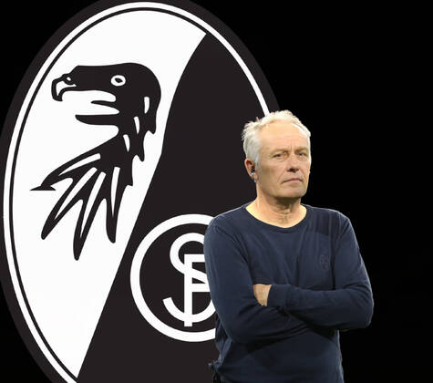 Deutschland 20.November 2022: Fussball, Herren, Saison 2022 2023, SC Freiburg, Christian Streich, Trainer, Bundesliga Hier eine Fotomontage, Symbolbild mit Christian Streich, Trainer, SC Freiburg mit dem Logo, Wappen des Vereins