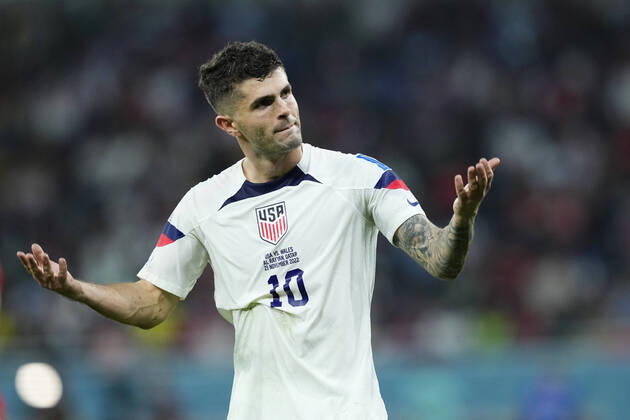 USA v Wales: Group B - FIFA World Cup, WM, Weltmeisterschaft, Fussball Qatar 2022 Christian Pulisic Right Winger of USA and Chelsea FC gestures during the FIFA World Cup Qatar 2022 Group B match between USA and Wales at Ahmad Bin Ali Stadium on November 21, 2022 in Doha, Qatar. Doha Qatar Copyright: xJosexBretonx originalFilename:breton-usavwale221121_npgK2