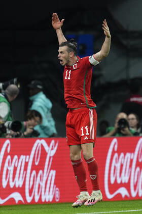USA v Wales: Group B - FIFA World Cup, WM, Weltmeisterschaft, Fussball Qatar 2022 Gareth Bale Right Winger of Wales and Los Angeles FC in action during the FIFA World Cup Qatar 2022 Group B match between USA and Wales at Ahmad Bin Ali Stadium on November 21, 2022 in Doha, Qatar. Doha Qatar Copyright: xJosexBretonx originalFilename:breton-usavwale221121_npfr2