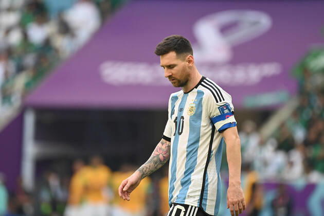 Lionel MESSI (ARG), Enttaeuschung,Frust, enttaeuscht,frustriert,niedergeschlagen, Aktion,Einzelbild,angeschnittenes Einzelmotiv,Halbfigur,halbe Figur. Spiel 8,Gruppe C Argentinien (ARG) - Saudi Arabien (KSA) 1-2 am 22.11.2022, Lussail Stadium. Fussball Weltmeisterschaft 20122 in Katar vom 20.11. - 18.12.2022