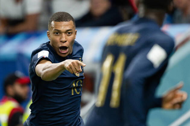 221122 Kylian Mbappe of France celebrates the 3-1 goal during the FIFA World Cup, WM, Weltmeisterschaft, Fussball 2022 football match between France and Australia on November 22, 2022 in Doha. Photo: Joel Marklund BILDBYRAN kod JM JM0383 bbeng fotboll football soccer fotball vm fotbolls-vm fotball-vm fotbolls-vm 2022 fifa world cup 2022 frankrike france australien australia jubel Copyright: JOELxMARKLUND BB221122JM140