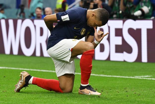 Bilder des Jahres, Sport 11 November Sport Themen der Woche KW47 Sport Bilder des Tages Qatar Soccer World Cup France - Australia 8322274 22.11.2022 France s Kylian Mbappe celebrates a goal during the Qatar 2022 World Cup Group D soccer match between France and Australia at the Al Janoub Stadium in Al-Wakrah, Qatar. Grigory Sysoev Sputnik Al Wakrah Qatar  Copyright: xGrigoryxSysoevx