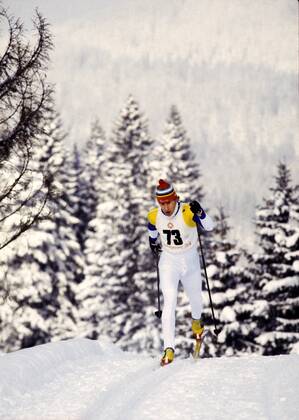 ARKIV 1984-02-13 Svenske längdskidakaren Gunde Svan i aktion pa väg mot guldet i skidloppet pa 15 KM vid de olympiska vinterspelen i Sarajevo, Jugoslavien, 13:e februari 1984. Sarajevo Jugoslavien x57x