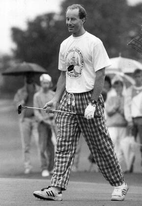 1988-07-27 Hetast i hällregnet var Ingemar Stenmark som passade pa presentera sin nya flickvän Anna-Karin. Sverige x123x