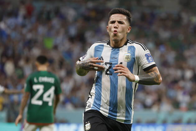 Enzo Fernandez of Argentina celebrates after scoring during a FIFA World Cup, WM, Weltmeisterschaft, Fussball soccer match of the group phase between Argentina and Mexico at Lusail stadium in Lusail, Qatar 25 November 2022. World Cup 2022: Argentina vs. Mexico !ACHTUNG: NUR REDAKTIONELLE NUTZUNG!  Copyright: xJuanxIgnacioxRoncoronix GR6288 20221126-5aa35644badfc220b8df0ececb361ce289770642