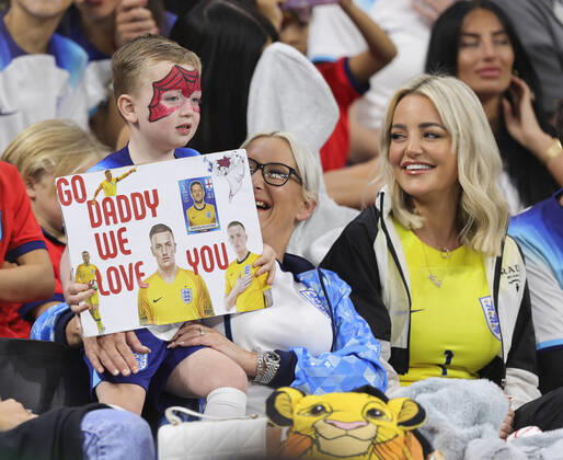 England v France 2022 FIFA World Cup, WM, Weltmeisterschaft, Fussball Megan Davison, wife of Jordan Pickford and family holds a sign before the 2022 FIFA World Cup Quarter-final match at Al Bayt Stadium, Al Bayt Content Not Available For UK Newspapers Copyright: xPaulxChestertonx FIL-17802-0037 UK Newspapers OUT