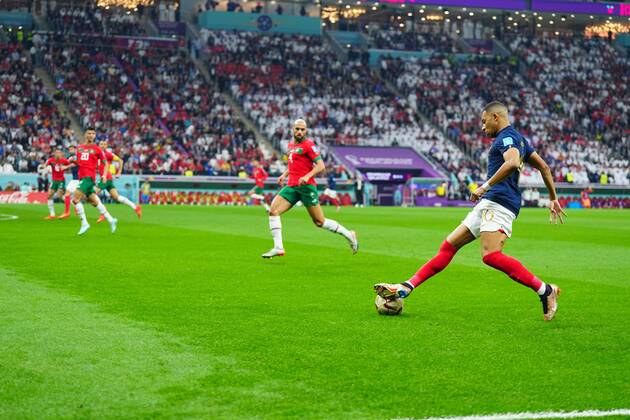 Mandatory Credit: Photo by Javier Garcia Shutterstock (13661842w) Kylian Mbappe of France in action France v Morocco, FIFA World Cup, WM, Weltmeisterschaft, Fussball 2022, Semi Final, Football, Al Bayt Stadium, Al Khor, Qatar - 14 Dec 2022 Editorial Use Only France v Morocco, FIFA World Cup 2022, Semi Final, Football, Al Bayt Stadium, Al Khor, Qatar - 14 Dec 2022 Editorial Use Only Copyright: xJavierxGarcia Shutterstockx 13661842w