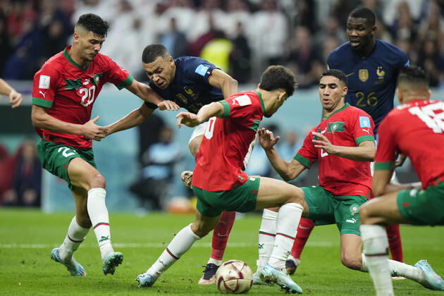 France v Morocco: Semi Final - FIFA World Cup, WM, Weltmeisterschaft, Fussball Qatar 2022 Kylian Mbappe centre-forward of France and Paris Saint-Germain shooting to goal during the FIFA World Cup Qatar 2022 semi final match between France and Morocco at Al Bayt Stadium on December 14, 2022 in Al Khor, Qatar. Al Khor Qatar Copyright: xJosexBretonx originalFilename:breton-francevm221214_nphhk