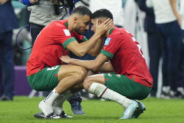 France v Morocco: Semi Final - FIFA World Cup, WM, Weltmeisterschaft, Fussball Qatar 2022 Romain Saïss centre-back of Morocco and Besiktas JK and Achraf Hakimi right-back of Morocco and Paris Saint-Germain after losing the FIFA World Cup Qatar 2022 semi final match between France and Morocco at Al Bayt Stadium on December 14, 2022 in Al Khor, Qatar. Al Khor Qatar Copyright: xJosexBretonx originalFilename:breton-francevm221214_np0Vf