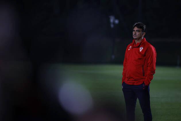 Croatia s head coach Zlatko Dalic leads his national team, Nationalteam s training session in Doha, Qatar, 15 December 2022. Croatia is to face Morocco in a FIFA World Cup, WM, Weltmeisterschaft, Fussball Qatar 2022 match for the third and fourth place on 17 December. Croatia s training session !ACHTUNG: NUR REDAKTIONELLE NUTZUNG!  Copyright: xALBERTOxESTEVEZx EVE2280 20221215-1b6b0e4c4be3082f2868098754df6f17eeeae39c
