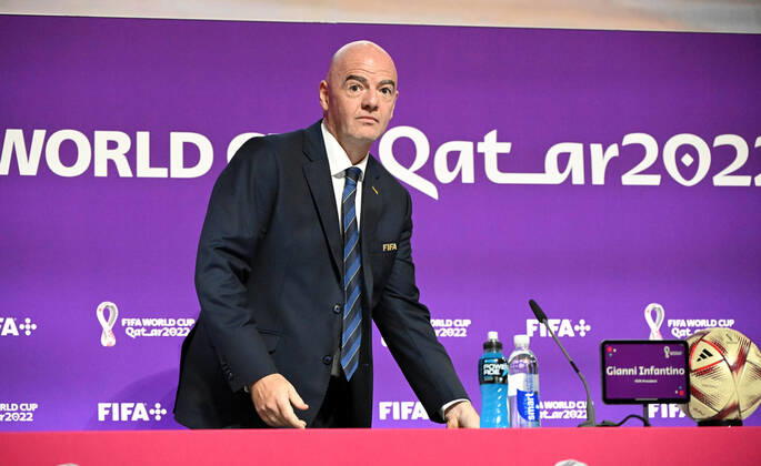 Fussball, Herren, Saison 2022 23, WM in Katar, Doha, Pressekonferenz im Medienzentrum im Qatar National Convention Centre (QNCC), FIFA-Präsident Gianni Infantino, 16.12. 2022, Copyright: xMatthiasxKochx