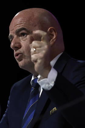 FIFA s President, Swiss Gianni Infantino, addresses a press conference, PK, Pressekonferenz in Doha, Qatar, 16 December 2022. Infantino said that FIFA s World Cup Qatar 2022 has been a great success . The final between Argentina and France is to be played on 18 December, and the match for the third and fourth place between Croatia and Morocco, on 17 December. Gianni Infantino s press conference !ACHTUNG: NUR REDAKTIONELLE NUTZUNG!  Copyright: xAlbertoxEstevezx EVE2289 20221216-80c83e4fdeb107dae6495b3221d0b51cffbe4b7f