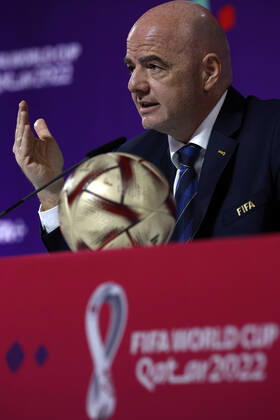FIFA s President, Swiss Gianni Infantino, addresses a press conference, PK, Pressekonferenz in Doha, Qatar, 16 December 2022. Infantino said that FIFA s World Cup Qatar 2022 has been a great success . The final between Argentina and France is to be played on 18 December, and the match for the third and fourth place between Croatia and Morocco, on 17 December. Gianni Infantino s press conference !ACHTUNG: NUR REDAKTIONELLE NUTZUNG! Copyright: xAlbertoxEstevezx EVE2292 20221216-c1084c8be4816340765218a83fc9827097e032f0