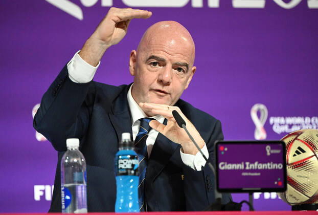 Fussball, Herren, Saison 2022 23, WM in Katar, Doha, Pressekonferenz im Medienzentrum im Qatar National Convention Centre (QNCC), FIFA-Präsident Gianni Infantino, 16.12. 2022, Copyright: xMatthiasxKochx
