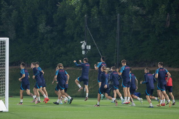 Croatia s players participate in their national team, Nationalteam s training session in Doha, Qatar, 16 December 2022. Croatia is to face Morocco on 17 December in a match for the 3rd and 4th place in the FIFA World Cup, WM, Weltmeisterschaft, Fussball 2022. Croatia s trainning session !ACHTUNG: NUR REDAKTIONELLE NUTZUNG!  Copyright: xJUANxIGNACIOxRONCORONIx EVE2314 20221216-cb6e4d204ee12564f187582043913db91bcb7035