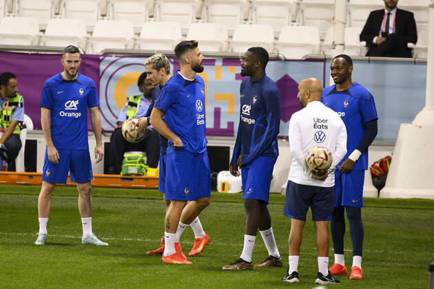 GIROUD Olivier (FRA) THURAM Marcus (FRA) FOOTBALL : Entrainement de l Equipe de France - coupe du Monde Qatar 2022 - 16 12 2022 JBAutissier Panoramic 