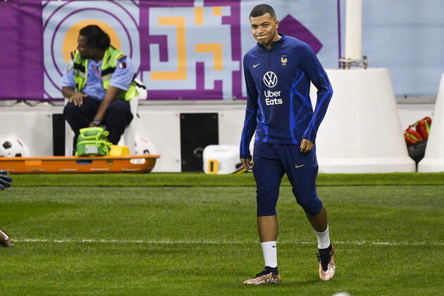 MBAPPE Kylian (FRA) FOOTBALL : Entrainement de l Equipe de France - coupe du Monde Qatar 2022 - 16 12 2022 JBAutissier Panoramic