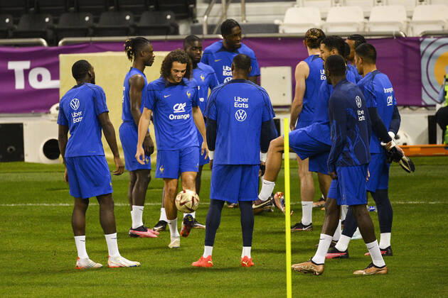 GUENDOUZI Matteo (FRA) FOOTBALL : Entrainement de l Equipe de France - coupe du Monde Qatar 2022 - 16 12 2022 JBAutissier Panoramic 