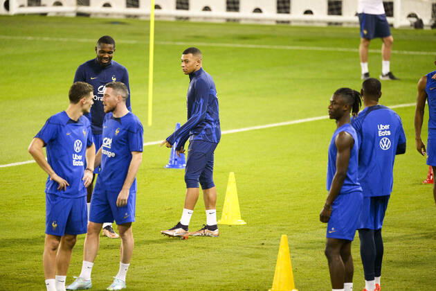 MBAPPE Kylian (FRA) FOOTBALL : Entrainement de l Equipe de France - coupe du Monde Qatar 2022 - 16 12 2022 JBAutissier Panoramic