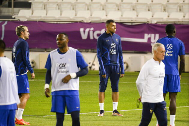 MBAPPE Kylian (FRA) FOOTBALL : Entrainement de l Equipe de France - coupe du Monde Qatar 2022 - 16 12 2022 JBAutissier Panoramic