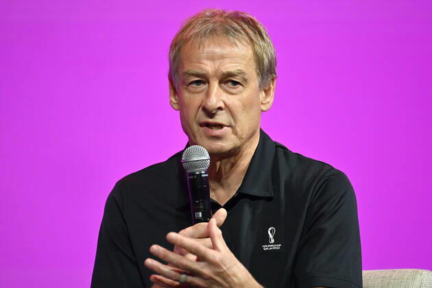 Juergen KLINSMANN, Einzelbild,angeschnittenes Einzelmotiv,Portraet,Portrait,Porträt. Technical Study Group media briefing Pressekonefrenz der technischen Kommisson am 17.12.2022. Fussball Weltmeisterschaft 20122 in Katar vom 20.11. - 18.12.2022