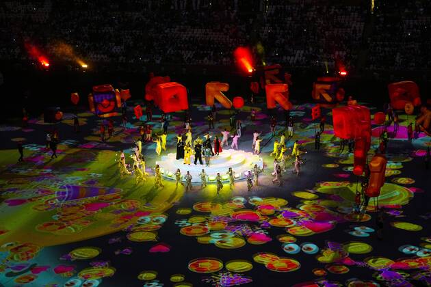 Mandatory Credit: Photo by Javier Garcia Shutterstock (13670815s) Davido and Aisha performing Hayya Hayya during the closing ceremony Argentina v France, FIFA World Cup, WM, Weltmeisterschaft, Fussball 2022, Final, Football, Lusail Stadium, Al Daayen, Qatar - 18 Dec 2022 Editorial Use Only Argentina v France, FIFA World Cup 2022, Final, Football, Lusail Stadium, Al Daayen, Qatar - 18 Dec 2022 Editorial Use Only Copyright: xJavierxGarcia Shutterstockx 13670815s