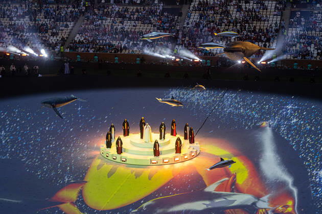 Football - FIFA World Cup, WM, Weltmeisterschaft, Fussball Qatar 2022 - Final - Argentina v France DOHA, QATAR - Sunday, December 18, 2022: Artists perform during the closing ceremony before the FIFA World Cup Qatar 2022 Final match between Argentina and France at the Lusail Stadium. AL-DAAYEN Lusail Stadium DOHA QATAR  Copyright: xDavidxRawcliffex P2022-12-18-FIFA_World_Cup_Final_2022-3