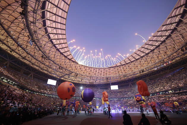 Sport Bilder des Tages Acts during the closing ceremony today, before the final of the Qatar 2022 Soccer World Cup between Argentina and France at the Lusail stadium, Qatar 18 December 2022. Soccer World Cup 2022: Argentina - France !ACHTUNG: NUR REDAKTIONELLE NUTZUNG!  Copyright: xJuanxIgnacioxRoncoronix GR7033 20221218-ab4e9e2eff59a692ccac33ac28375072a2ec31da