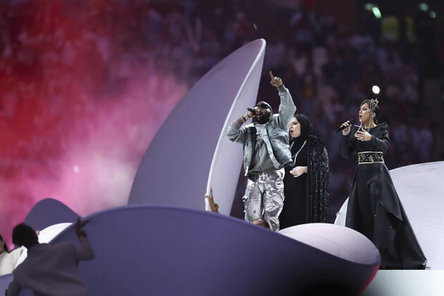 (221218) -- LUSAIER, Dec. 18, 2022 -- Artists perform during the closing ceremony prior to the Final between Argentina and France at the 2022 FIFA World Cup, WM, Weltmeisterschaft, Fussball at Lusail Stadium in Lusail, Qatar, Dec. 18, 2022. ) (SP)QATAR-LUSAIL-2022 WORLD CUP-FINAL-ARG VS FRA LixMing