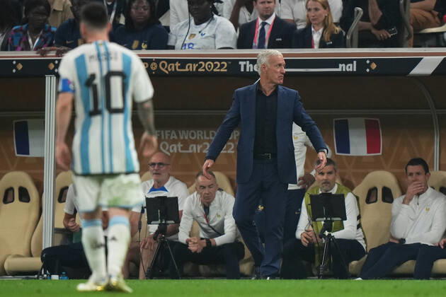 QAT: Argentina v France. FIFA World Cup, WM, Weltmeisterschaft, Fussball Qatar 2022. Final France head coach Didier Deschamps during the FIFA World Cup Qatar 2022 match, Final, between Argentina and France played at Lusail Stadium on Dec 18, 2022 in Lusail, Qatar. Copyright: xBaguxBlancox xPRESSINx WC_221218_135