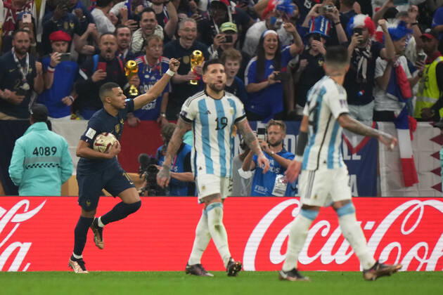 QAT: Argentina v France. FIFA World Cup, WM, Weltmeisterschaft, Fussball Qatar 2022. Final Kylian Mbappe of France celebrates his goal during the FIFA World Cup Qatar 2022 match, Final, between Argentina and France played at Lusail Stadium on Dec 18, 2022 in Lusail, Qatar. Copyright: xBaguxBlancox xPRESSINx WC_221218_169