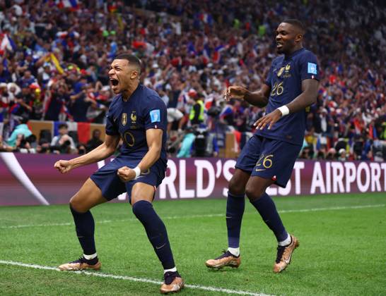 Doha, Qatar, 18th December 2022. Kylan Mbappe of France celebrates scoring their second goal the equaliser during the FIFA World Cup, WM, Weltmeisterschaft, Fussball 2022 match at Lusail Stadium, Doha. Picture credit should read: David Klein Sportimage EDITORIAL USE ONLY. No use with unauthorised audio, video, data, fixture lists, club league logos or live services. Online in-match use limited to 120 images, no video emulation. No use in betting, games or single club league player publications. SPI-2101-0156