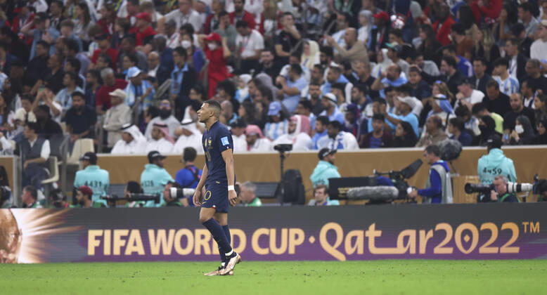 (221218) -- LUSAIER, Dec. 18, 2022 -- Kylian Mbappe of France celebrates his goal during the Final between Argentina and France at the 2022 FIFA World Cup, WM, Weltmeisterschaft, Fussball at Lusail Stadium in Lusail, Qatar, Dec. 18, 2022. ) (SP)QATAR-LUSAIL-2022 WORLD CUP-FINAL-ARG VS FRA LixMing