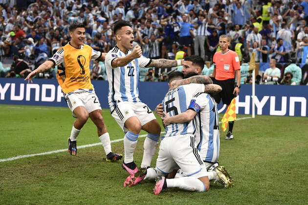 Foto Fabio Ferrari LaPresse - 18 Dicembre 2022 Lusail, Qatar - - Calcio - Qatar 2022 - Coppa del Mondo Fifa - Argentina vs Francia - Finale - Lusail Iconic Stadium - Nella foto: esultanza Lionel Messi (Argentina) 3-2 December 18, 2022 Lusail, Qatar - sport - Soccer - Qatar 2022- FIFA World Cup, WM, Weltmeisterschaft, Fussball - Argentina vs Francia - Final - Lusail Iconic Stadium In the pic: joy Lionel Messi (Argentina) 3-2 Copyright: xFabioxFerrari LaPressex
