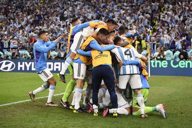 Foto Fabio Ferrari LaPresse - 18 Dicembre 2022 Lusail, Qatar - - Calcio - Qatar 2022 - Coppa del Mondo Fifa - Argentina vs Francia - Finale - Lusail Iconic Stadium - Nella foto: esultanza Lionel Messi (Argentina) 3-2 December 18, 2022 Lusail, Qatar - sport - Soccer - Qatar 2022- FIFA World Cup, WM, Weltmeisterschaft, Fussball - Argentina vs Francia - Final - Lusail Iconic Stadium In the pic: joy Lionel Messi (Argentina) 3-2 Copyright: xFabioxFerrari LaPressex